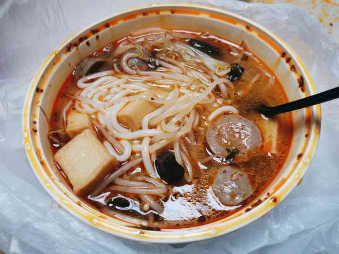 滇香缘过桥米线-"外卖 --- 滇香缘过桥米线 半夜肚子.