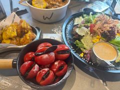 -W COLLECTIVE  DESSERT SHOP