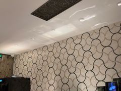-浅深(世茂滨江精品店)