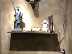 -HIGH FIVE哈福手工汉堡(桂林路店)