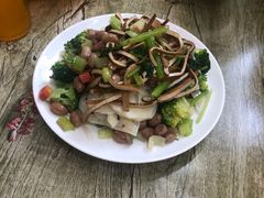 -郑家包子牛肉拉面(尚勤路店)