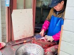 -梅记大块头爆鱼店(乍浦路店)