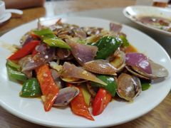 -洞背山庄(洞背院区式管理小区店)