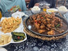 -八两八金·莱芜特色炒鸡(市南漳浦路店)