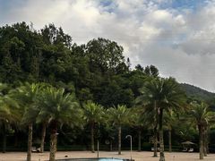 -腾冲洞山温泉村