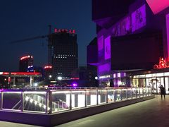 -资和信百货商场