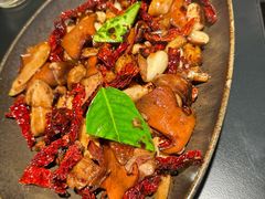 -Ameigo梅果·云贵川bistro(长宁来福士店)