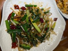 -魏铭鱼头捞饭(晋阳路店)