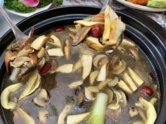 -原林野山菌火锅·炒菌(关上野生菌一条街店)