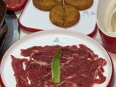 -毛辣果·贵州红酸汤牛肉火锅(西单店)