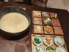 -银米·云南传统过桥米线(双廊黑金冠店)