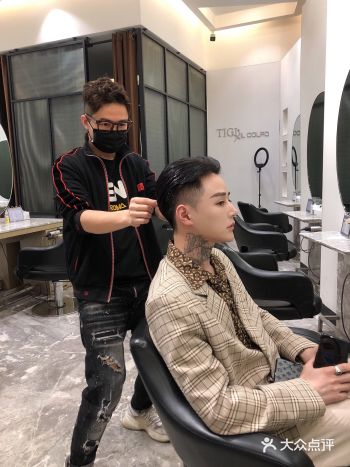 #武汉解封 江城重启 #于冬末封城，于阳春回归 