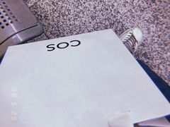 -COS(月星环球港店)