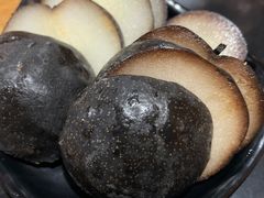 -果松木炭酸菜铜火锅·外婆参鸡汤