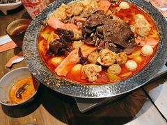 -毛肚向右·川渝毛肚王(经开永旺店)