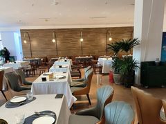 -圣彼得堡观江俄餐厅(中央大街黑金冠店)