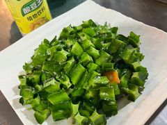 -盐禾堂海南屯昌香草鸭(海润路总店)