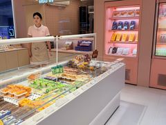 -好利来(上海长宁龙之梦店)