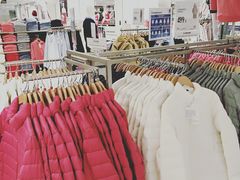 -优衣库(上海正大广场店)