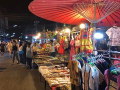 -周日夜市