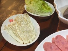 -洪焱重庆老火锅(万福花园店)