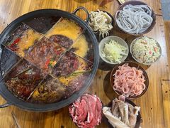-正南齊北重庆老火锅(光华村直营店)