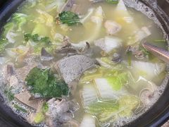 砂锅羊杂-领头羊烧烤店(博济路店)