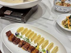 -海鸿荟·沿江菜(中山北路店)