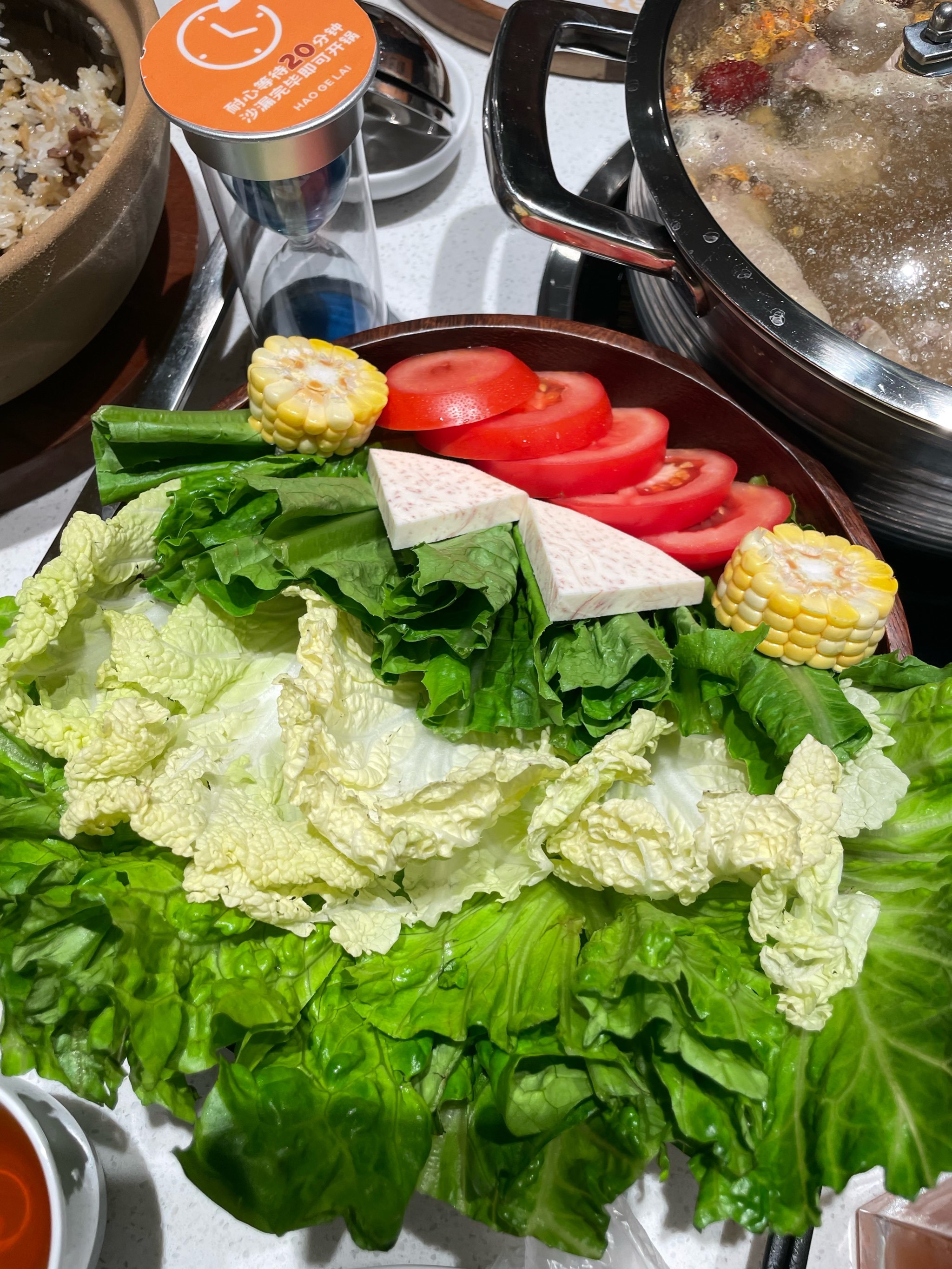 火锅,健康又美味的蔬菜拼盘