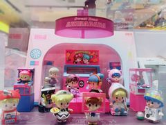 -泡泡玛特POPMART(杭州乐堤港店)