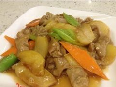 土豆炒肥肠-东北风(龙湾万达广场)