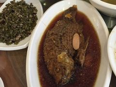 -顺峰渔港中国人的餐厅