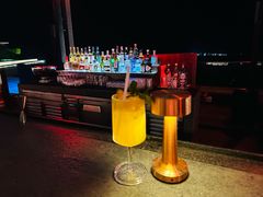 -瑰丽酒店·海吧·天际下午茶·现场DJ·天台酒吧