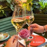 姐妹们都来这家仙气意大利餐厅吃饭啦