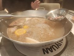 -左庭右院鲜牛肉火锅(金山万达店)