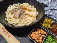 -勝记粉库桂林米粉非遗传承(西街店)