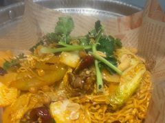 -红渡小香·牛肉麻辣香锅(车站南路店)