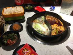 -钢管厂五区小郡肝串串香(南山店)