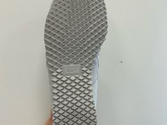 -Onitsuka Tiger(港汇恒隆广场店)