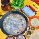 广州降温来洞氮胡记吃顿滋补羊肉🐏火锅