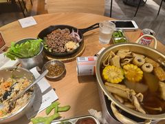 -WOW LUCKY创意韩料(龙阳广场店)