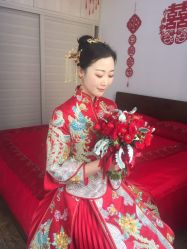 -艾米丽婚纱礼服