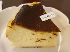 巴斯克芝士蛋糕-Ten Olives甜点