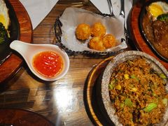 石锅饭-西缘牛排(荟聚购物中心店)
