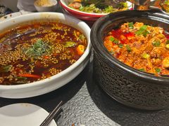 -万重锦·人文川菜馆(骡马市店)