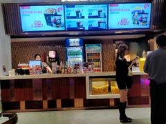 -LuOne凯德晶萃广场(徐家汇路店)