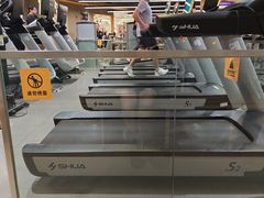 -超鹿运动(大唐世家店)