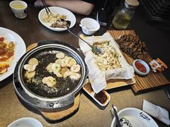 -东口码头·烧鸽子·鱼头泡饼·地方菜(金鹰悦城店)