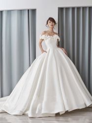 -不晚国际婚纱礼服