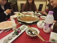 -山城年华老火锅(玉林店)